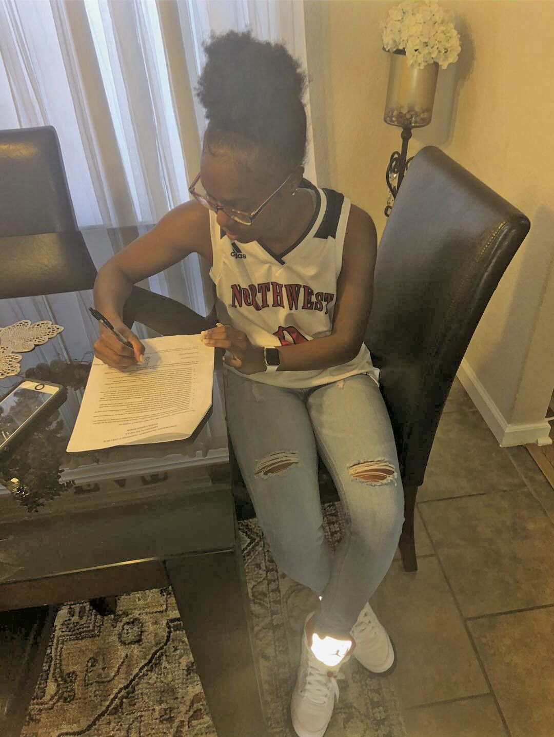 TIERRA TROTTER SIGNING